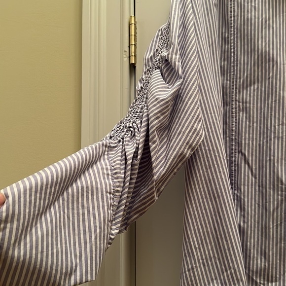Free People It's A Cinch Button Down Striped Shirt White Blue Medium - Picture 10 of 12
